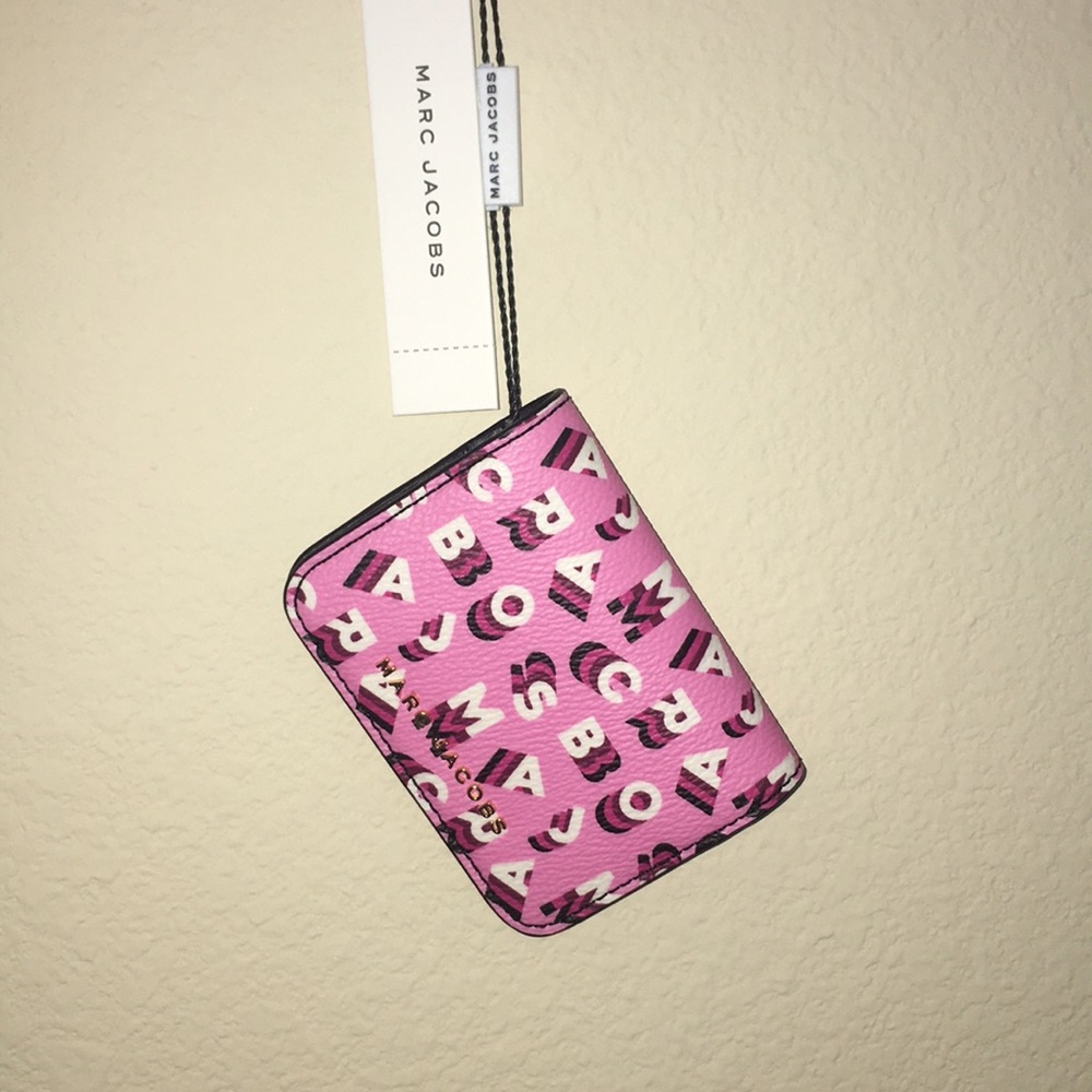 Marc Jacobs Card Case - Picture 2 of 3